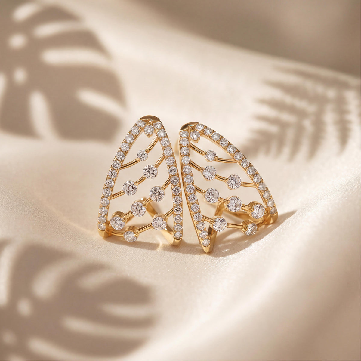 Leafline Aura Diamond Stud Earrings