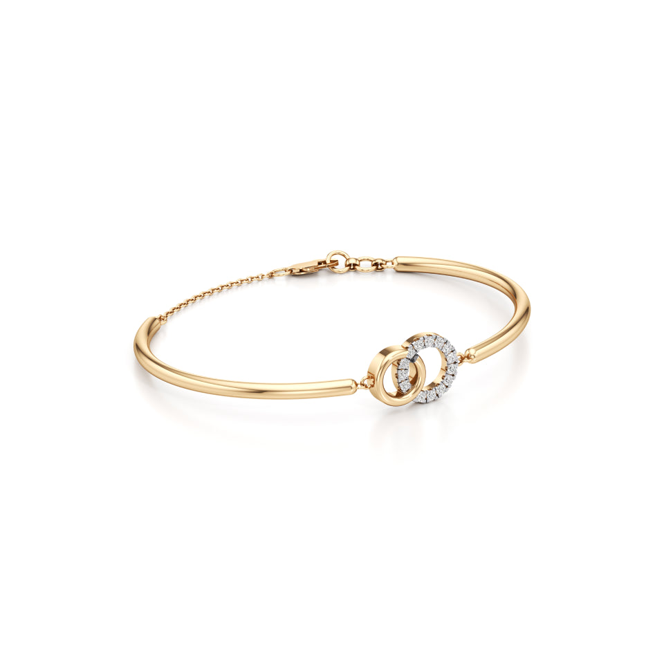 Interlinked Circles Diamond Bracelet
